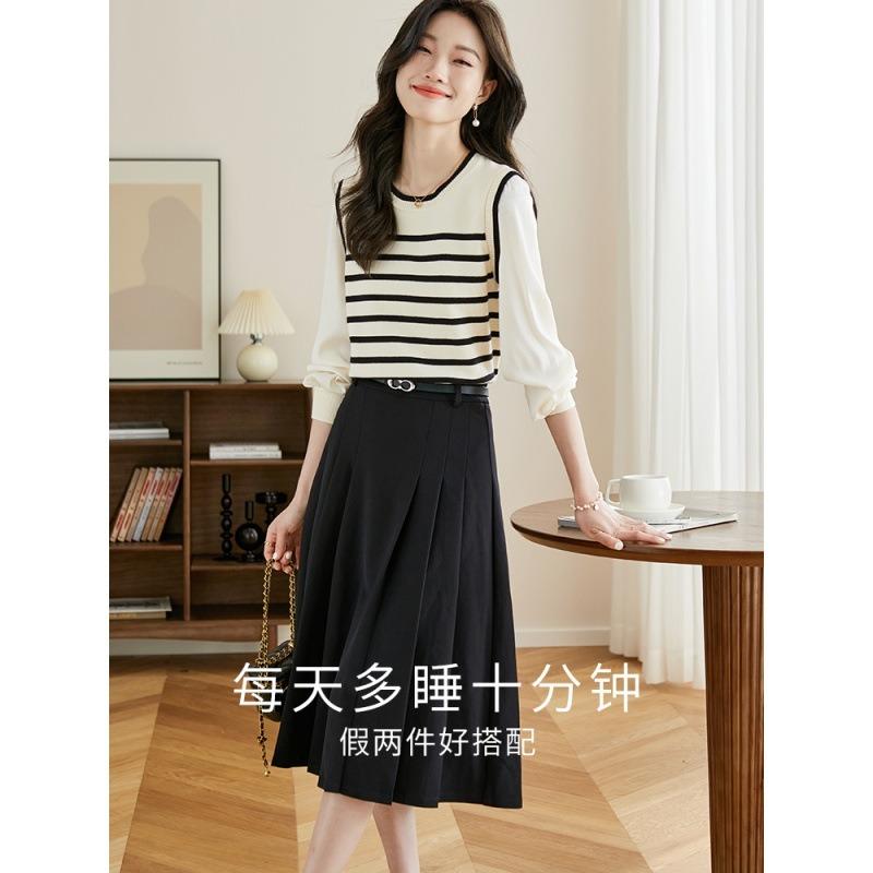 Fake Two-piece Knitted Sweater Women's Spring and Autumn New Long-sleeved Retro Striped Pullover Sweater Top