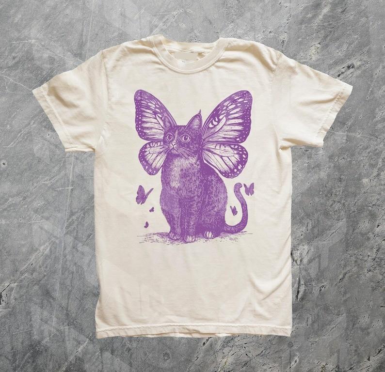 

Butterfly Cat Vintage Retro 90s Cat Graphic Shirt Cute Kitten Tee Size S3XL Unisex T-Shirt XXXL