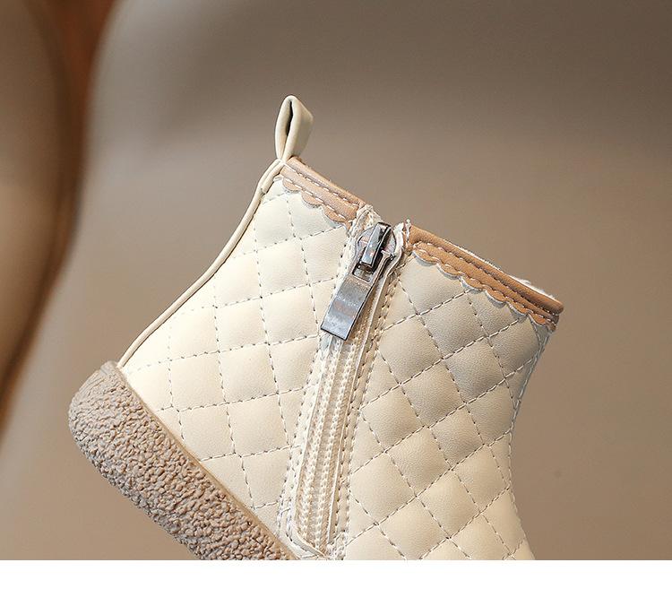 Girls' Short Boots Autumn and Winter New Baby Leather Boots Two Cotton Cotton Shoes Soft Sole Korean Version Warm and Non-slip Boots Tide