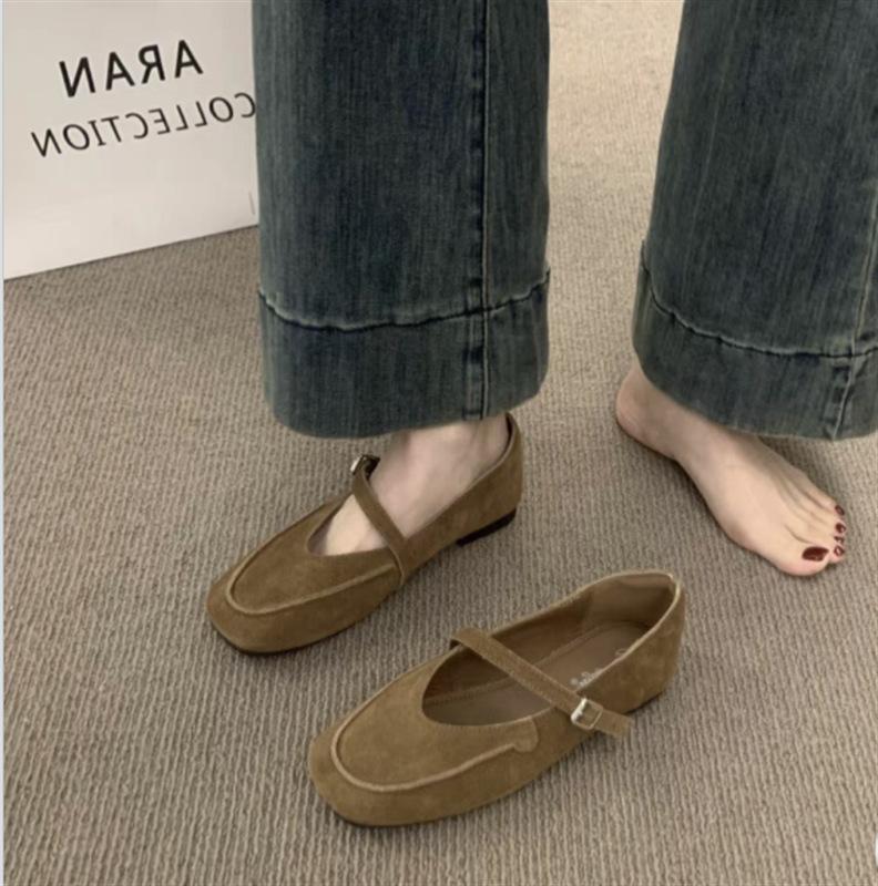 2025 Spring and Summer New French Flat-soled Retro Single Shoes Comfortable and Versatile One-word Belt Mary Jane Shoes Square Head Shoes
