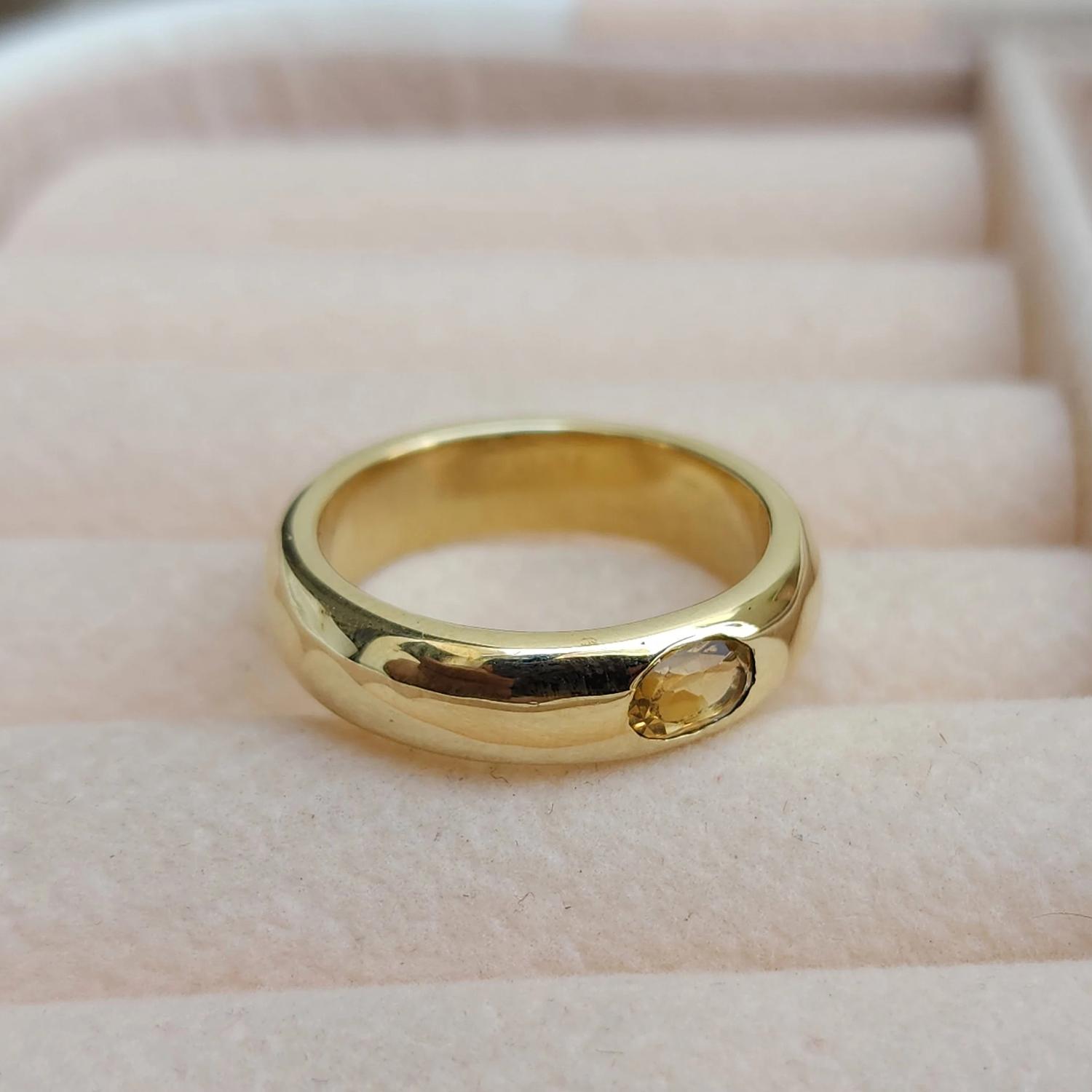 

Кільце з натуральним цитрином зі срібла 925 проби з покриттям жовтим золотом, ювелірні вироби, кільце-доріжка з цитрином 10 золотий жовтий колір