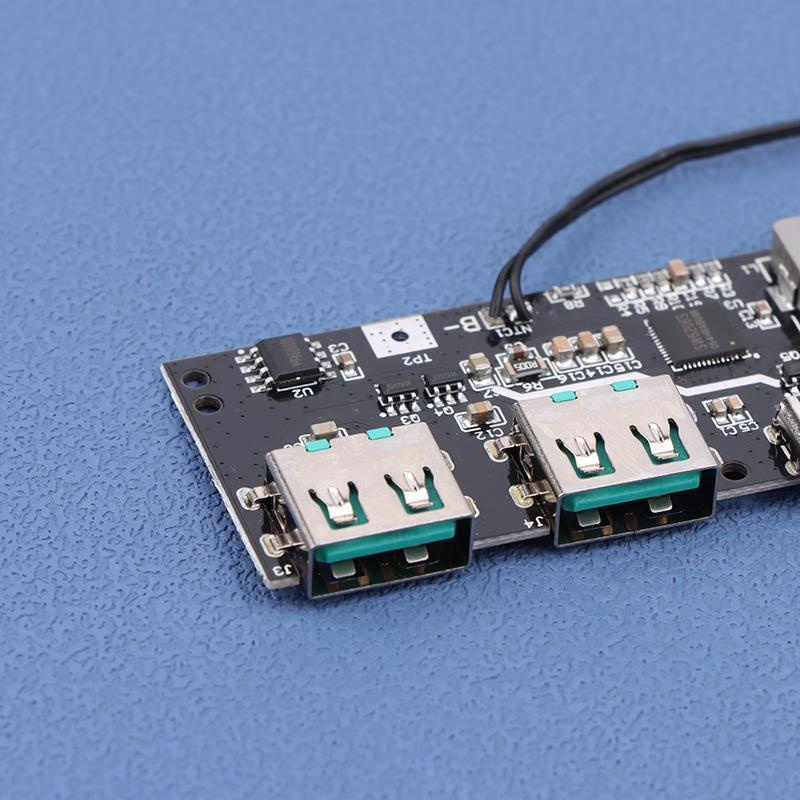 Qc4.0 Qc3.0 Led Dual Usb 5V 4.5A 22.5W Micro/Type-C Usb Mobile Powerbank 18650 Lademodul Temperaturschutz