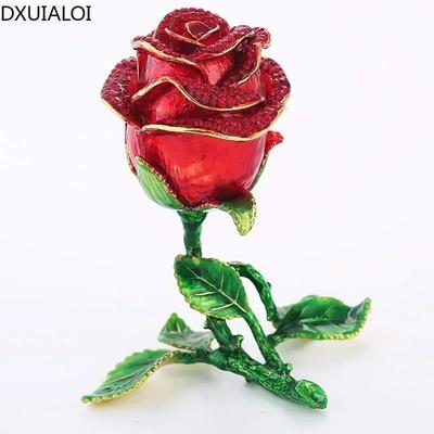 Decorazioni per la casa – Ghirlande e fiori artificiali
