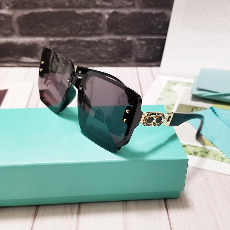 High Quality Luxury Women Sunglasses Designer Square Fashion Glasses Female Stylish Trend Shades UV400