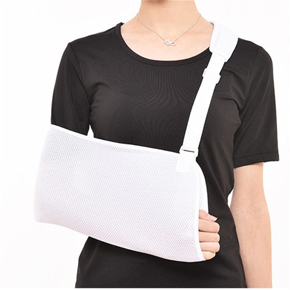 Pustende mesh armslynge forskjøvet skulderslynger armstøtte for menn kvinner