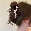 1pc Creative Conch Hairpin Colorful Gift Hair Claw Elegant Shark Clip for Summer Beach Headwear for Summer Beach