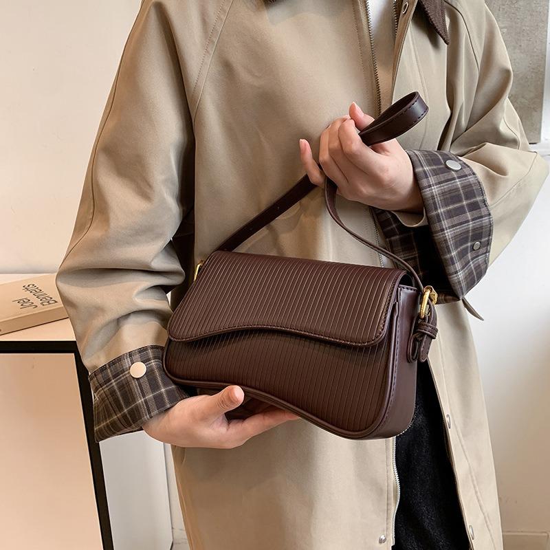 Trendy Simple Personality Versatile Solid Color Bag Women's Bag Winter New High Texture Striped Shoulder Armpit Bag