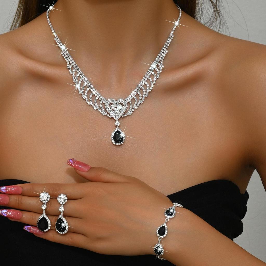 Luxury European Retro Crystal Zirconia Geometric Jewelry Set: Necklace, Earrings, Bracelet