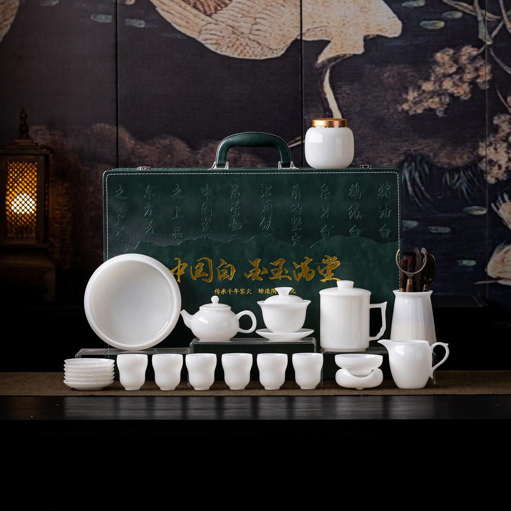 A large set of pure jade ice jade porcelain kung fu tea set will be given to leaders as high-end high-end gifts, and business high-end gifts.