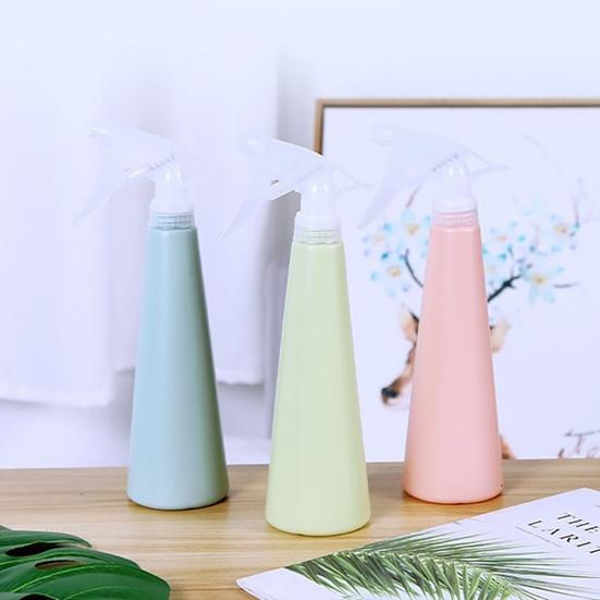 360ml Sprey Şişesi Ayrılabilir Su Tasarruflu Nordic Tarzı El Tipi Basınçlı Su Püskürtücü Bahçe Malzemeleri