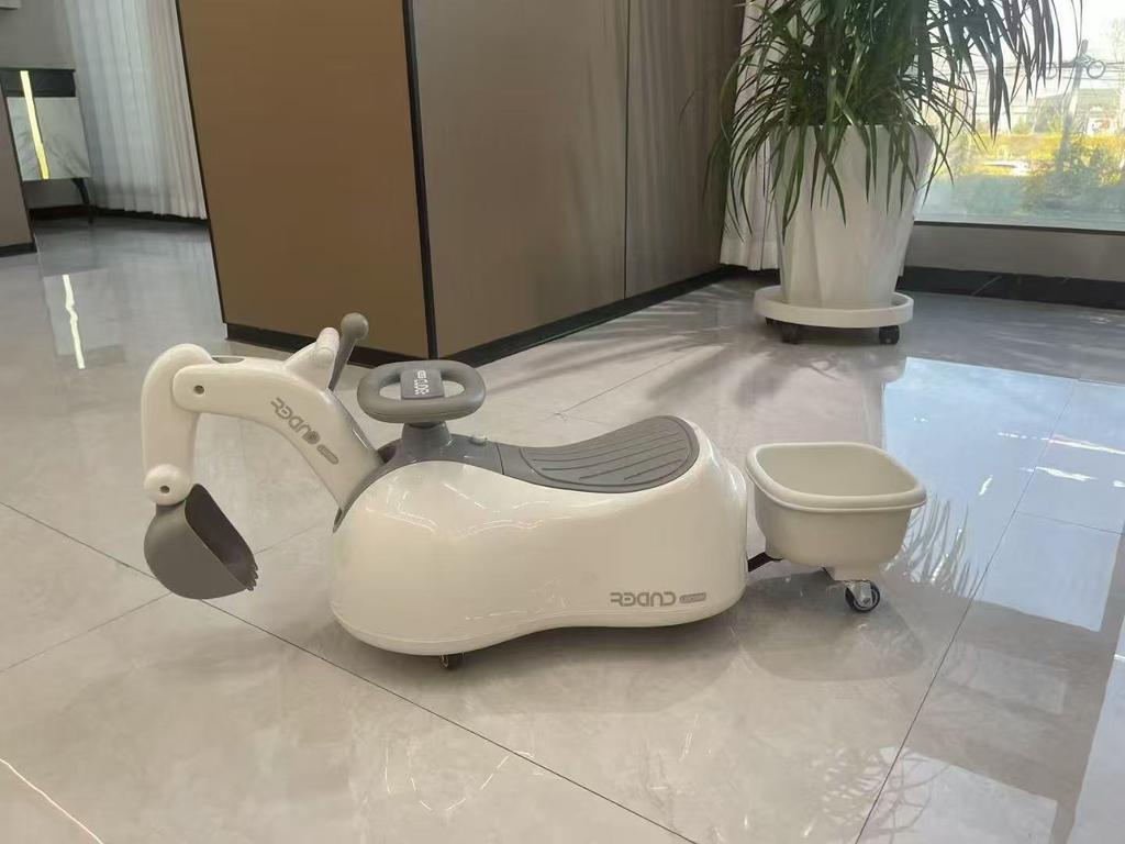 Outdoor Sports Children'S Scooter Multifunctional Scooter Upgrade Digger Model Children'S Toys 1-5 Years Old Musical Quadricycle