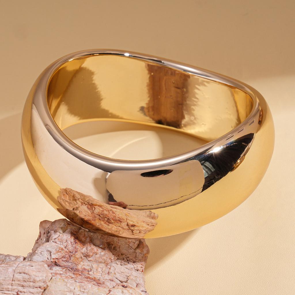 European and American Heavy Industry Acrylic Geometric Round Square Section Bracelet Niche Personalized Simple Jewelry