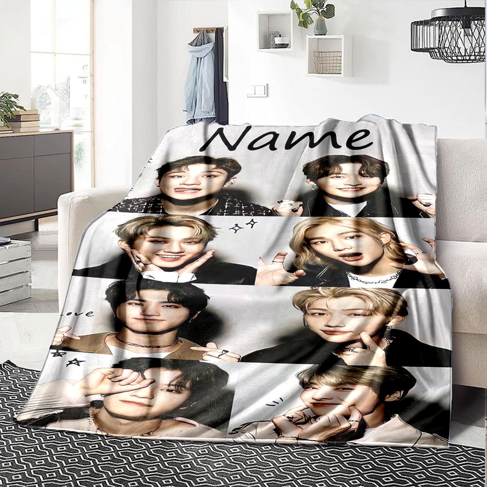 Personalisierte Decke im Stray Kids-Design - Perfekt für Sofa, Bett, Reisen & Outdoor | Maschinenwaschbar, Gemütlich & Langlebig.