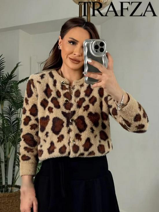 European & American Women's Round Neck Animal Print Faux Fur Knitted Cardigan Coat - Winter Collection
