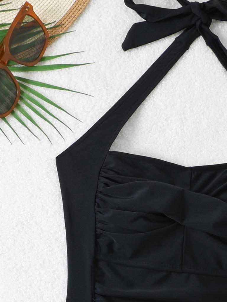 Charming Solid Color Halter Pleated Backless Tummy Control Bikini Swimsuit For Beach