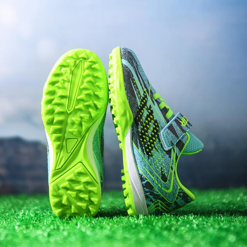 New children's football shoes girls broken nails primary and secondary school students broken nails ping training sports shoes flat girls sneakers