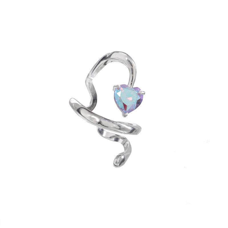 Modern And Elegant Heart Shaped Copper Ring With Zirconia For Chic Women In Spring 2023