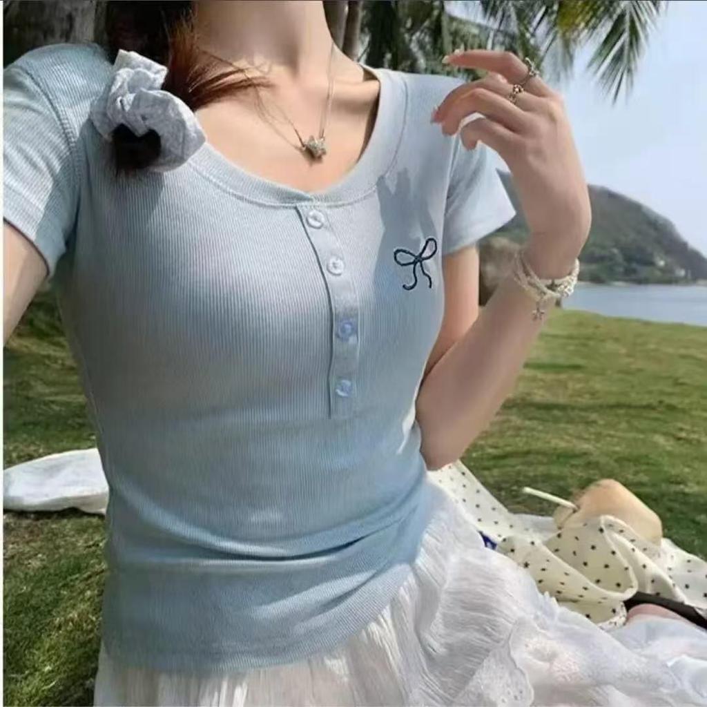 2025 Summer Korean Style V-neck Button Shoulder Embroidered Slim Women's T-shirt