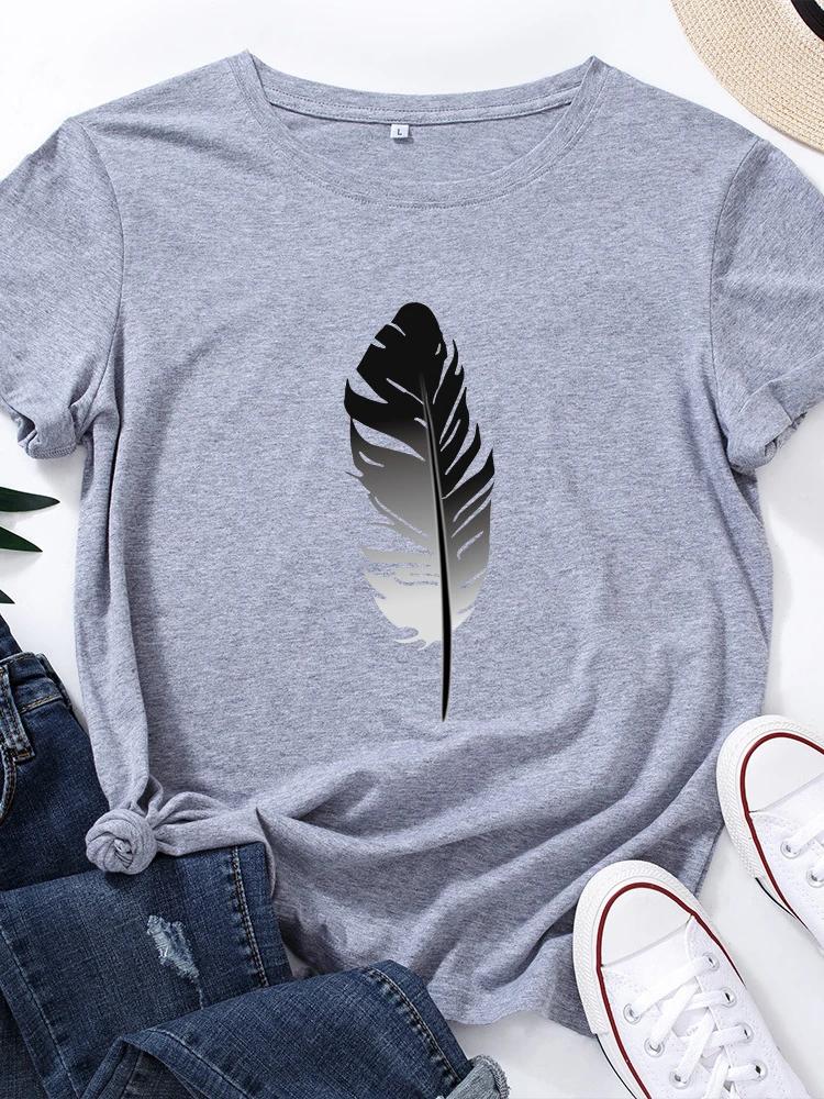 Black Feather Print T Shirt Women Short Sleeve O Neck Loose Tshirt Summer Women Tee Shirt Tops Camisetas Mujer