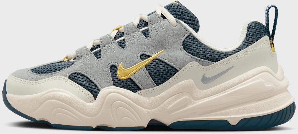 Кроссовки Nike Tech Hera Women