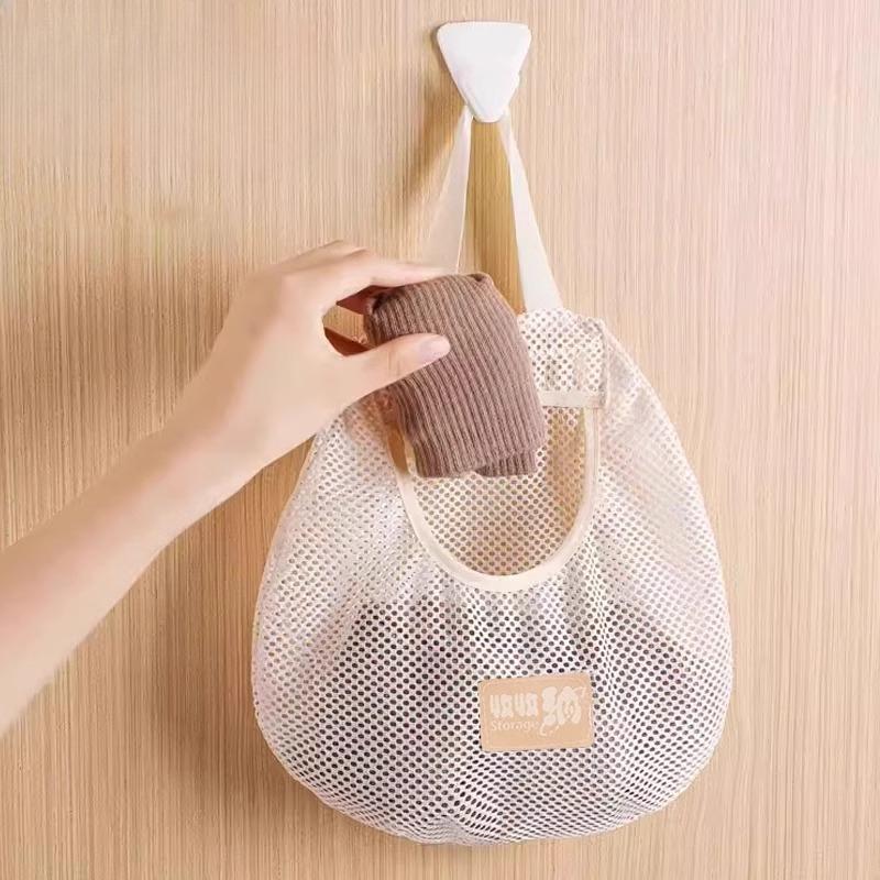 

Сумки для хранения носковБольшая сумка Подвесные сумки Дом Общежитие Подвесное хранение нижнего белья Сетчатые сумки Хранение одежды [1 piece set ]+1 hook