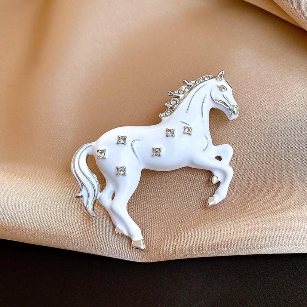 Chinese New Year Zodiac Horse Head Brooch Horse Year Metal Pony Badge Pin Zodiac Animal Pins  Gift