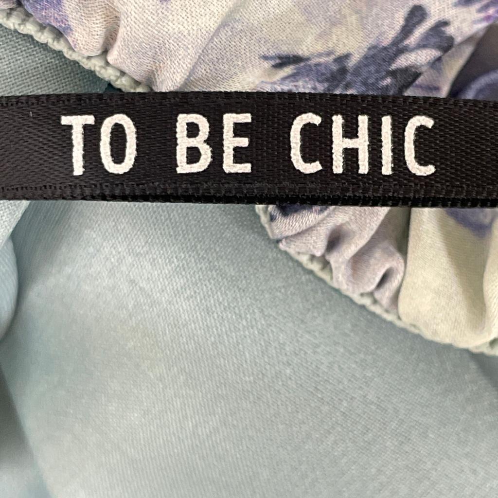 TO BE CHIC Light Green 2019 Floral Pleated Skirt Skirt 40 Light greenUsed