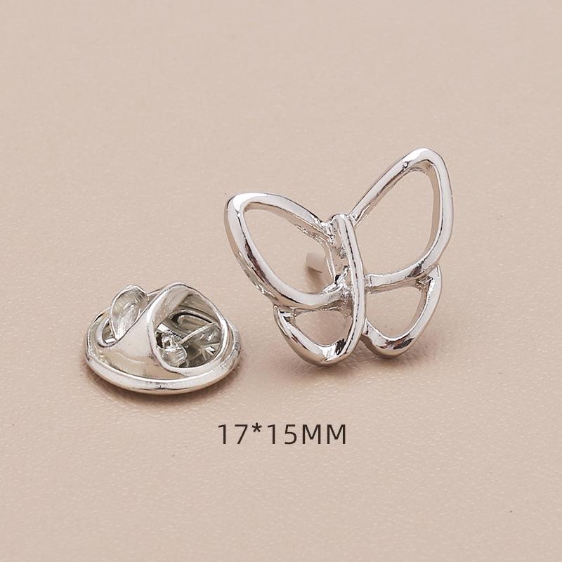 High-End No-Sew Clover Bow Brooch for Shirt Collars
