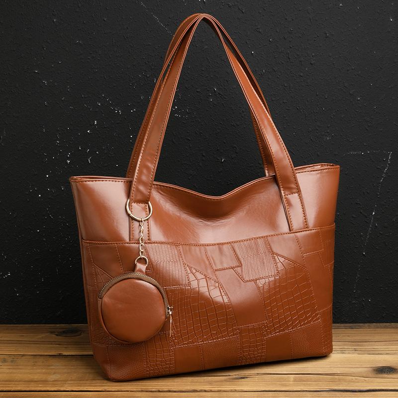 Fashionable Large Capacity Tote Bag for Women, This Year's Popular Shoulder Bag, Simple and Casual