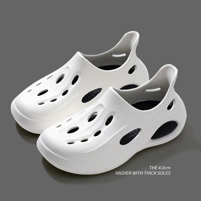 Beach Slip-on Sandals For Man Non-slip Breathable Outdoor EVA Sport Slippers Rainy Day Stylish Versatile Sandals Soft Thick-sole