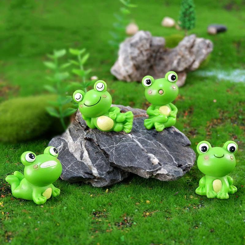 New Resin Frog Miniature Car Ornaments Miniatures Animal Frog Resin Cute Frog Action Figure Micro Landscape Cartoon