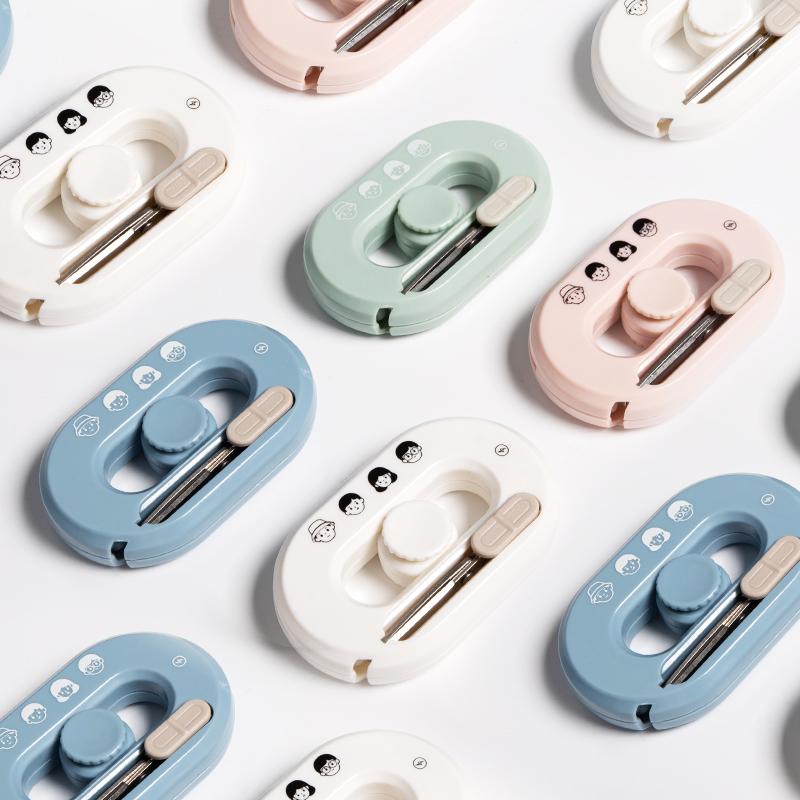 1pcs Funny mini Fold Scissor Portable Size Fidget Spinner Safe Cutter Utility Knife Cutter for Paper Diary Office School