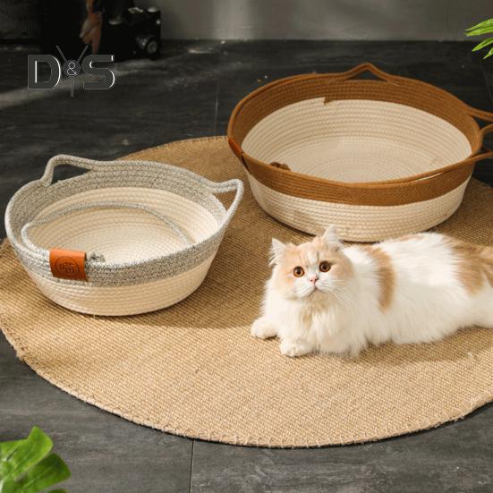 Cesta de corda trançada para gatos, cama de gato trançada à mão, tapete arranhador interativo para gatos com bola de brincar para gatos e filhotes de coelho dentro de casa