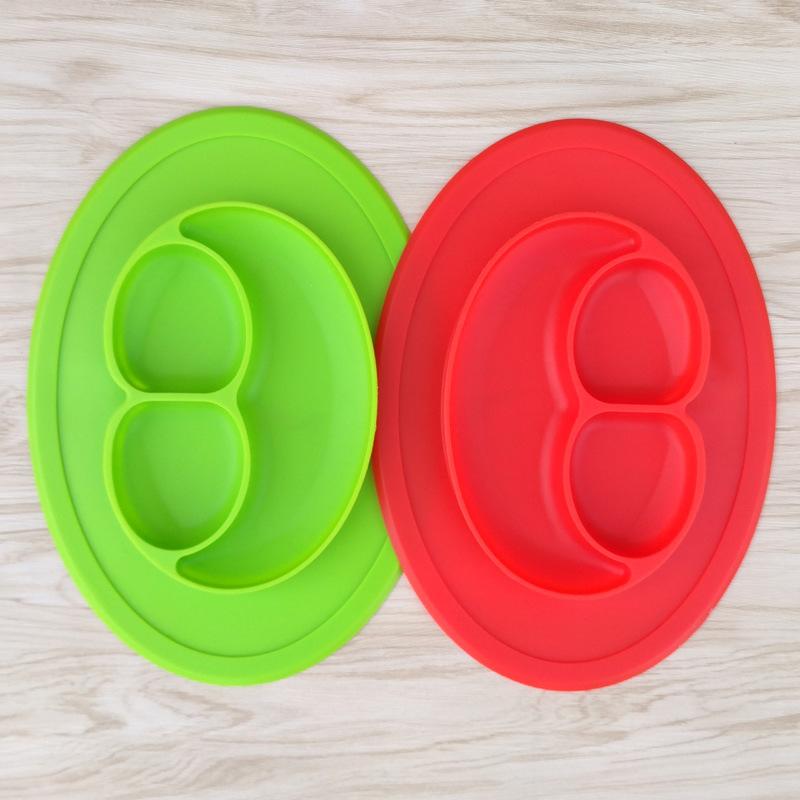 One-piece smiley face placemat, plate grid, baby complementary food tableware, food-grade silicone children's placemat