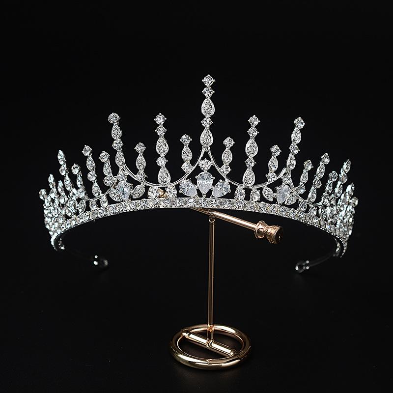 

Сказочная и элегантная лесная корона невесты, свадебное платье, ужин, дорожная фотография, стильная корона, головной убор