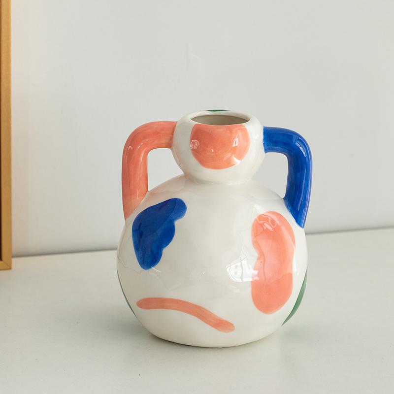 Handmade painted ceramic vase hotel exhibition niche flower ware Creative ceramic decorative vase Flower Arrangement Decoration
