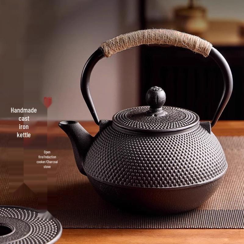 Handmade Uncoated Cast Iron Japanese Tea Pot - Retro Style Hearth Kettle for Brewing and Boiling Water