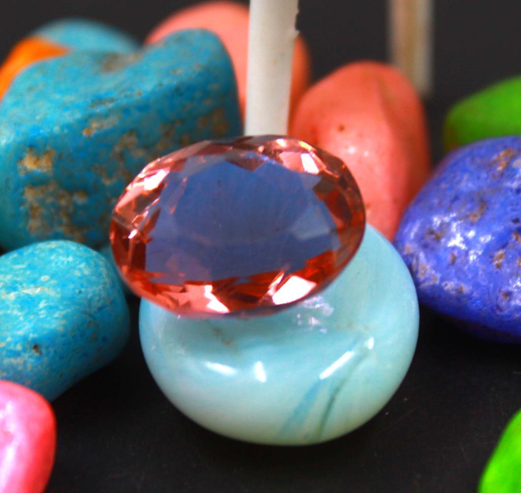 17.6 Carat Christmas Day Big Offer Purple Alexandrite Oval Shape Russia Certified Gemstone SN75