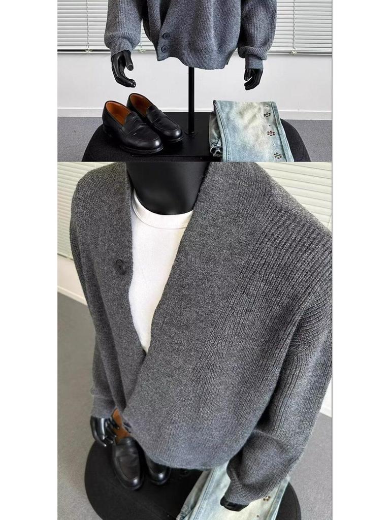 2025 Autumn/Winter Retro Casual V-Neck Men's Cardigan Sweater - Solid Color Knit Outerwear