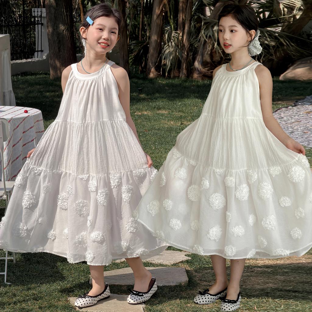 French sweet style sleeveless dress for girls in summer 2026, white three-dimensional flower long dress, vacation style princess dress