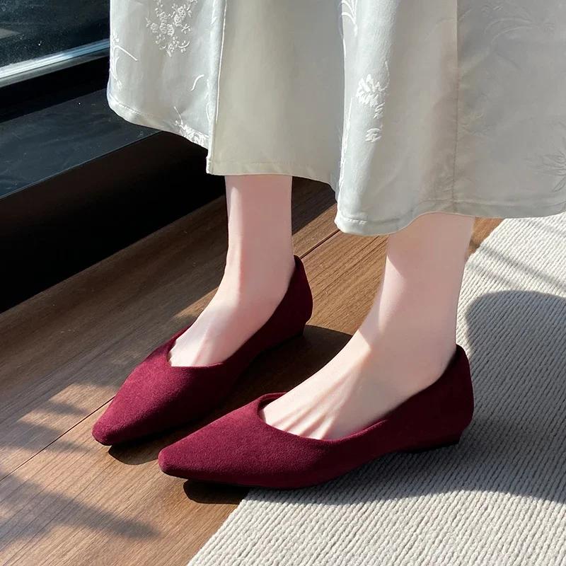 

Fashion Elegant Women Shoes 2025 Hot Sale Women s Shallow Slip-on Pumps Fashion Daily Flats Ladies Sexy Pointed Toe Solid Flat Low Heels 35