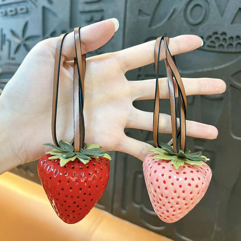 Creative Strawberry Keychain Pendant Women's Bag Ornament - Exquisite Fruit Charm Gift