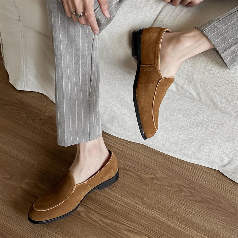 Brand Men's Comfortable Suede Pointed Loafers Retro Pointed Pointed Men Spring Breathable Business Casual Leather Shoes