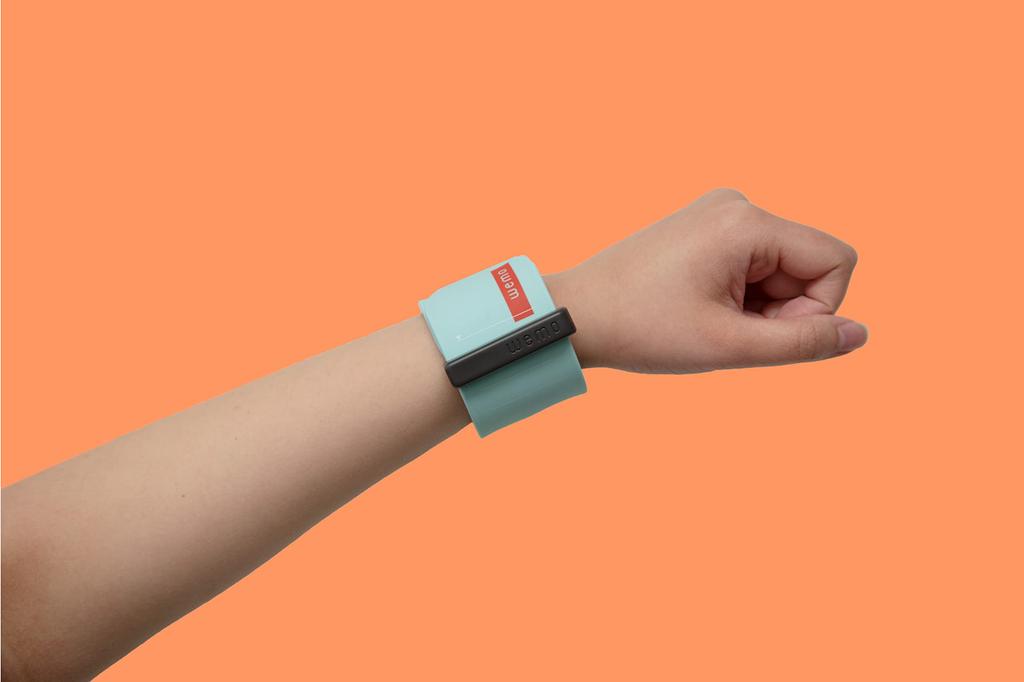 Wemo Writable Wristband White with Pen Set, Reusable Wearable Memo Band for Notes, Work, Nursing and Daily Tasks