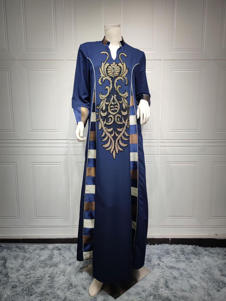 AB052 Women's Embroidered Striped Abaya - Middle East Arabic Muslim Robe