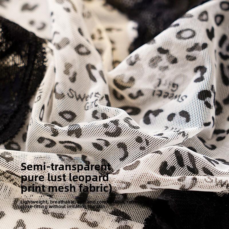 Plus Size Women's Lace Leopard Print Antibacterial Extended Crotch Non Mark Briefs