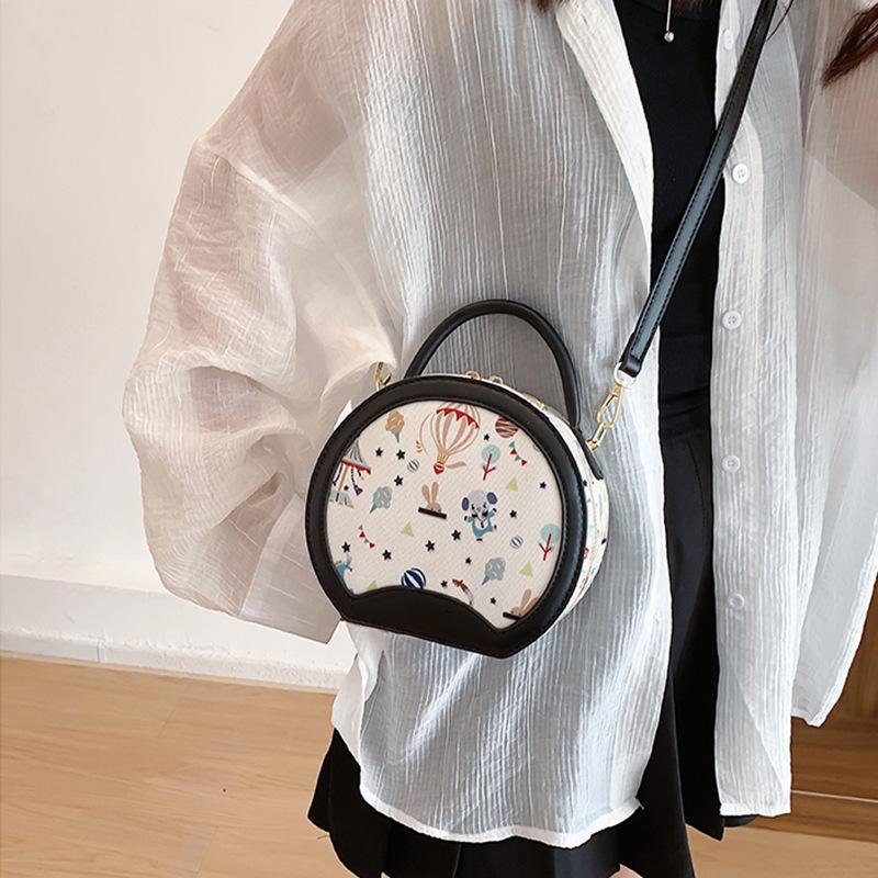 Taška pro ženy Módní malá kulatá taška Čtvercová taška Taška přes rameno Crossbody taška