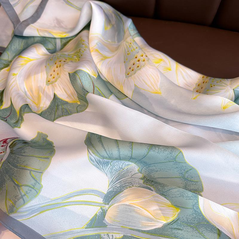 Beach Hijab Stoles Silk Scarf for Women Flower Print Square Shawl Wraps Echarpe Neck Tie Female Hair Band Headkerchief