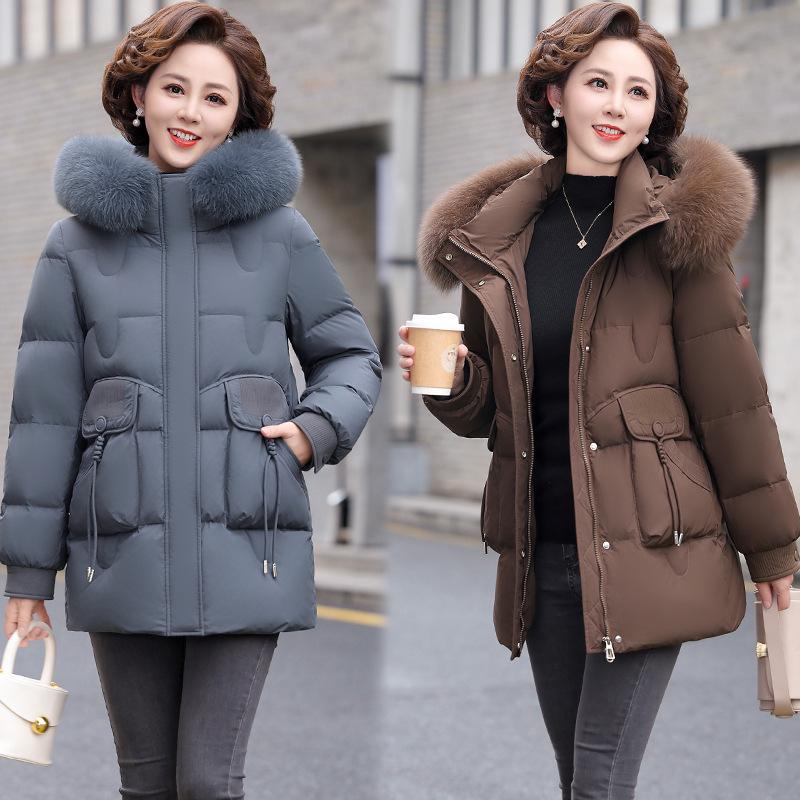 Mom's Mid-Length Down Jacket 2025: Winter Warm, Thickened Cold-Proof Coat for Middle-Aged and Elderly Women