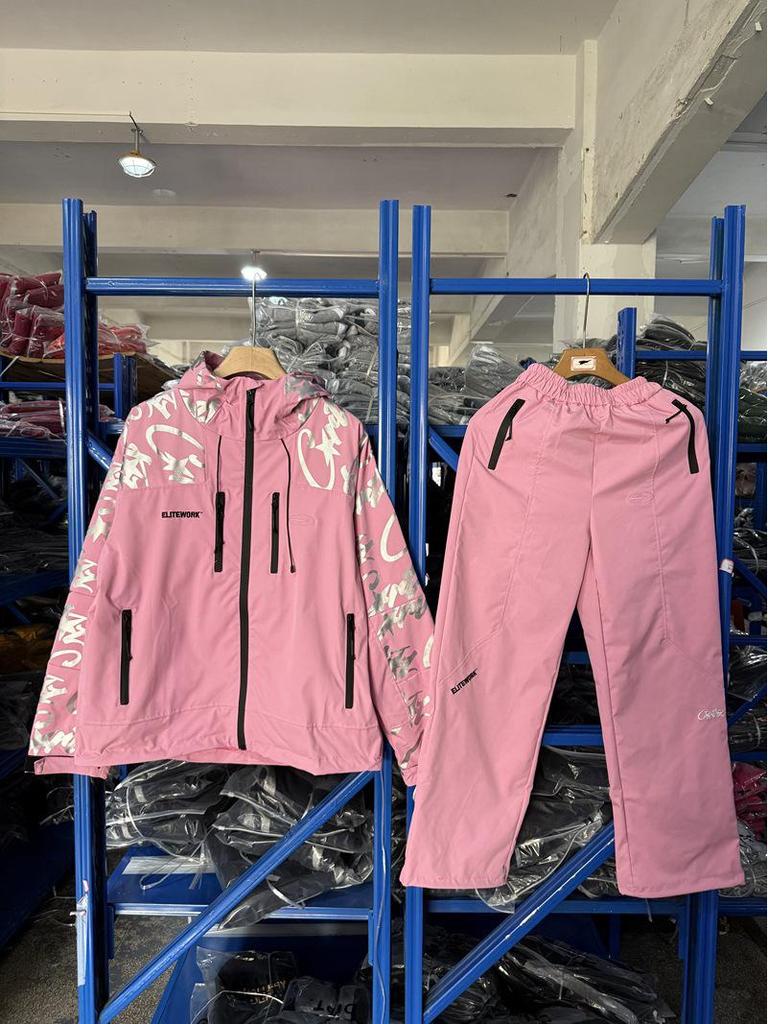 Set Giacca Antivento Riflettente Corteiz Alcatraz & Pantaloni Lunghi Casual